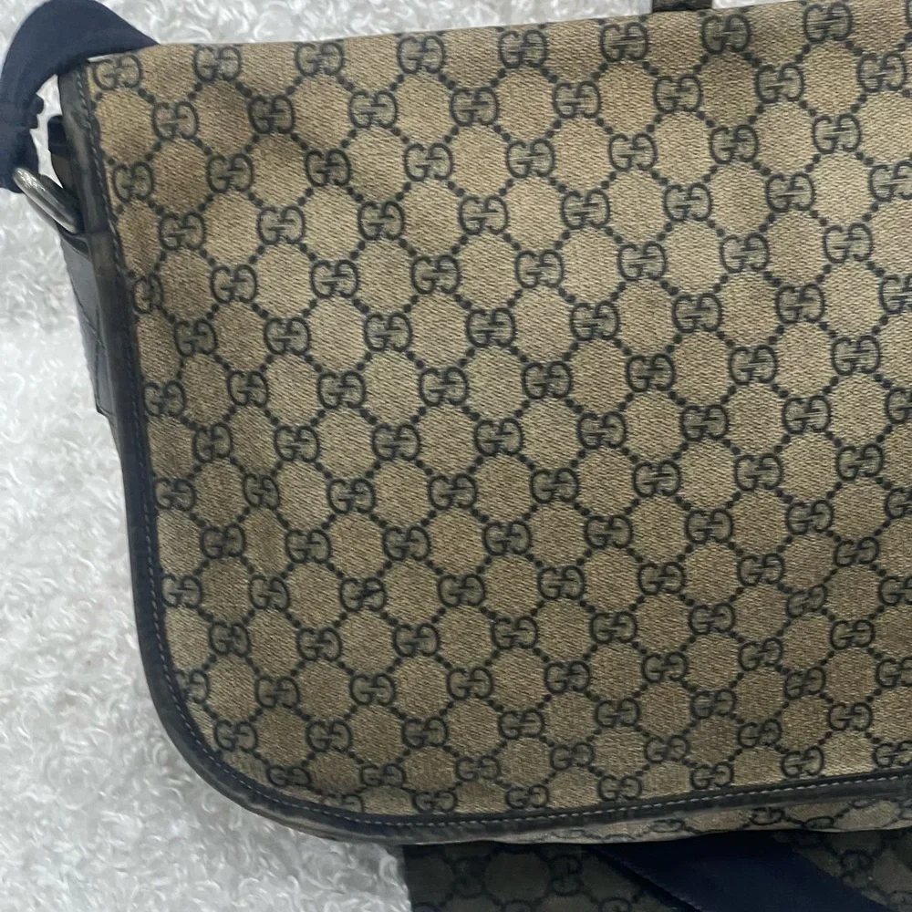 Gucci GG Supreme Double Buckle Flap Messenger Bag